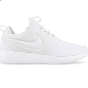 Size 8 Roshes 2
